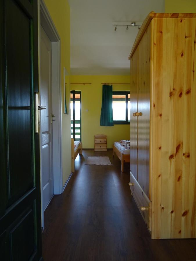 Kisrejtek Apartmanház Lispeszentadorján Esterno foto